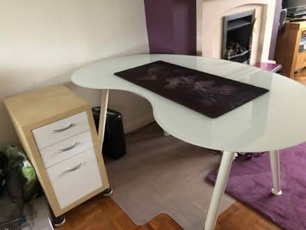 Photo of free Large computer desk, chair and drawer (Chelmsford CM1) #1