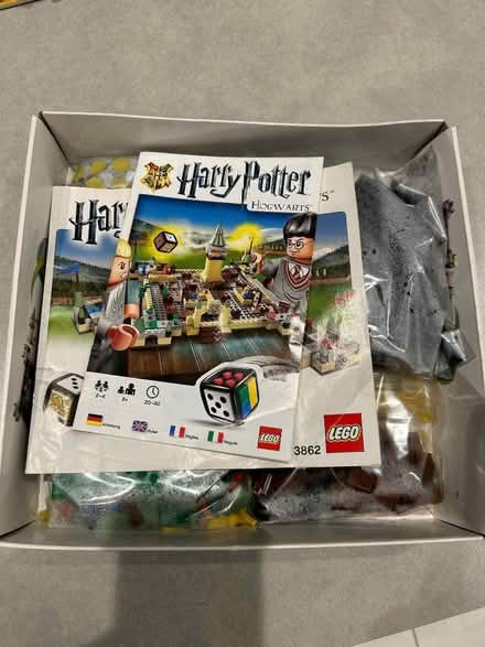 Photo of free Harry Potter Hogwarts Lego game (Burnham SL1) #1