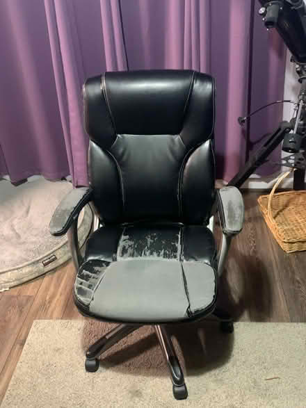 Photo of free office chair (Bristow near Gainesville) #1