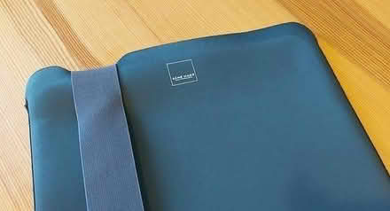Photo of free Laptop sleeve (15") (St Martin's CF83) #2