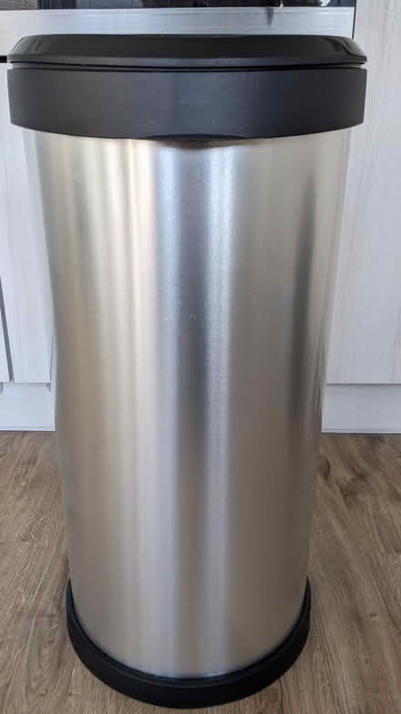 Photo of free Large stainless-steel effect bin (City of Ely CP (E Cambs) CB7) #3