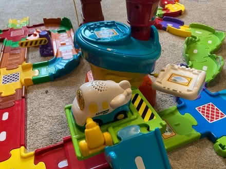 Photo of free V-tech toys (Britannia and Tenth Line) #3