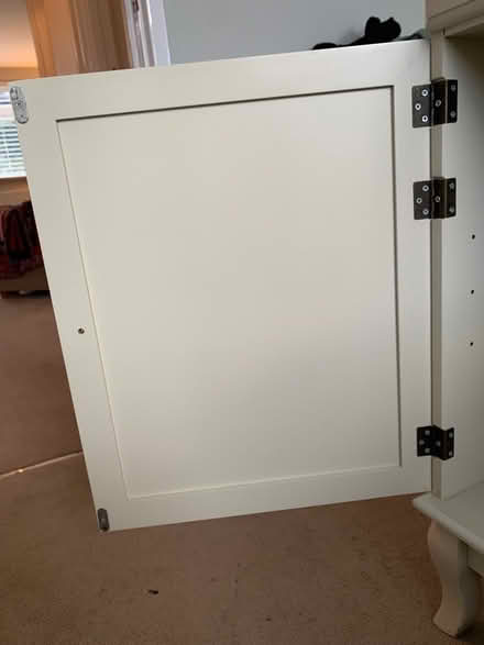 Photo of free Storage Unit / Sideboard (Teddington TW11) #4