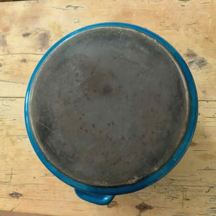 Photo of free Large blue cooking pan (Balham) #2