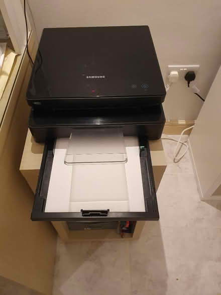 Photo of free Samsung Mono Wireless Laser Printer (Christleton CH3) #4