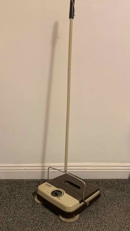 Photo of free 1970's Leifheit Exclusiv brush (Cradley Heath, B64) #3