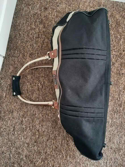 Photo of free Holdall (HP22 Halton Camp) #3