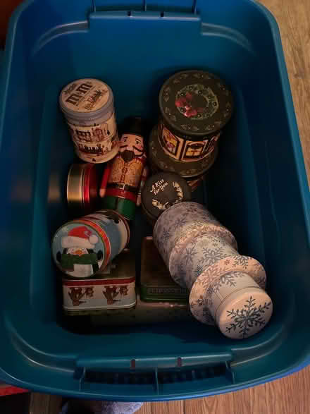 Photo of free Christmas Tins (Berwyn) #1