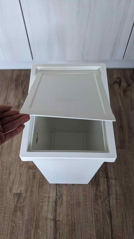 Photo of free Tall plastic recycling bin (City of Ely CP (E Cambs) CB7) #4