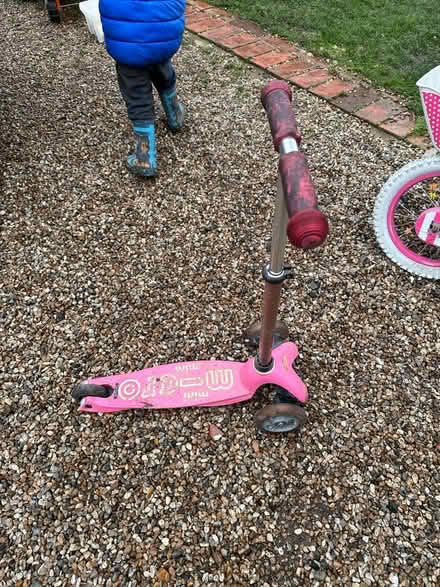 Photo of free Children’s Scooter (TN23) #2