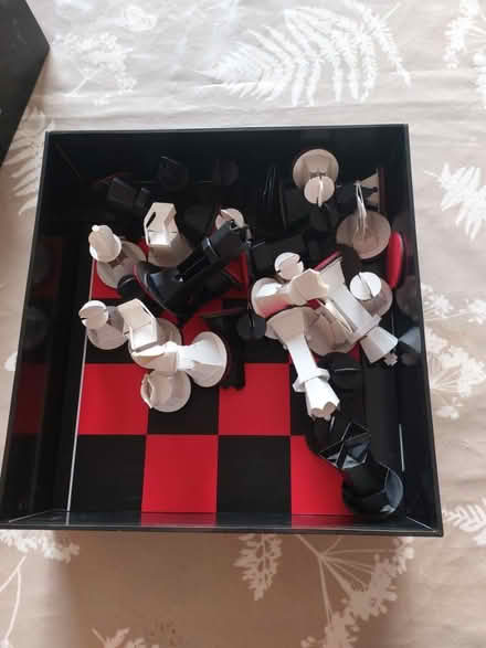 Photo of free Folding chess set (Easterton SN10) #2
