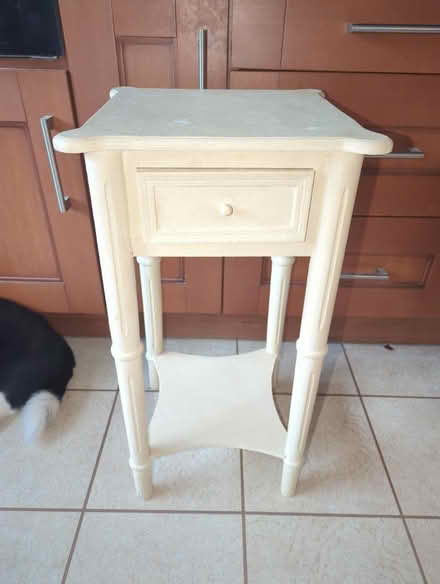 Photo of free Table with drawer (Frodsham WA6 7) #1