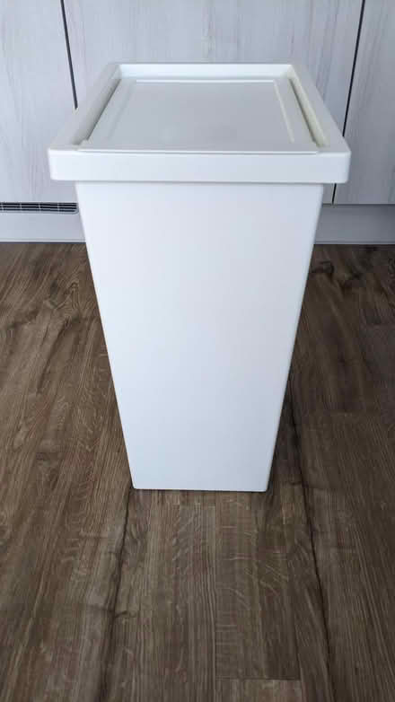 Photo of free Tall plastic recycling bin (City of Ely CP (E Cambs) CB7) #3