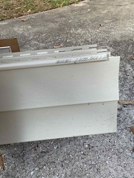 Photo of free Vinyl Siding (Lady's Island) #2