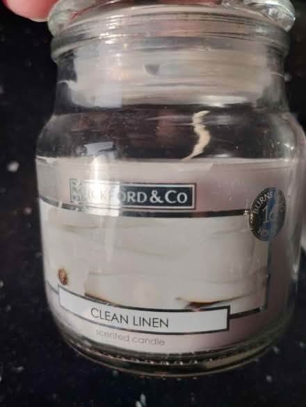 Photo of free 2 new 'clean linen' candles (Cowplain) #2