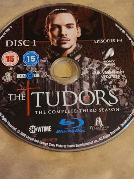 Photo of free Blu-ray: Tudors (Germantown) #1