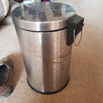 Photo of free Pedal bin (Forest Hill nr H'dington OX33) #2