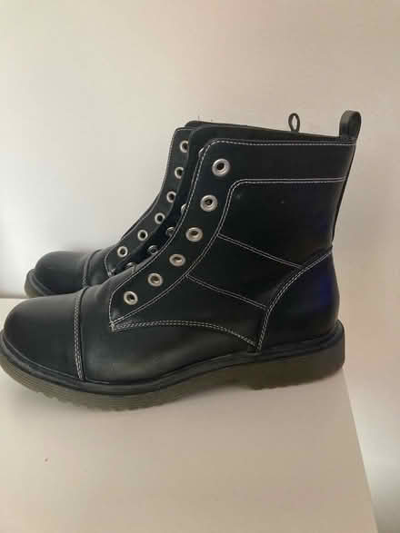 Photo of free New look boots size 4 37 (Aston Fields B60) #1