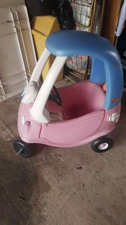 Photo of free Little tikes car (Stourport-on-Severn DY13) #1