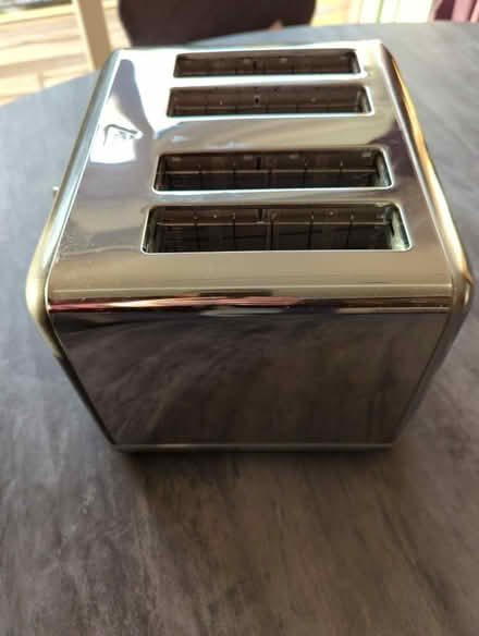 Photo of free Breville 4 slice toaster (EN11 - Hoddesdon) #2