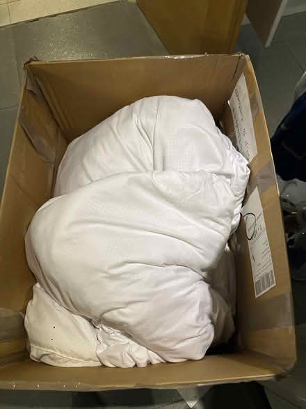 Photo of free King duvet (Ilkley LS29) #1