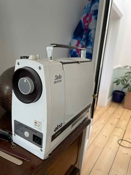 Photo of free European plug sewing machine (Maidenhead SL6) #2
