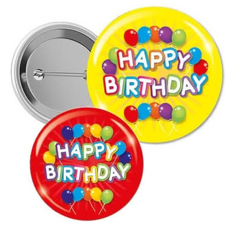 Photo of Round tin or plastic badges (similar to the image) (Claybrooke Parva LE17) #1