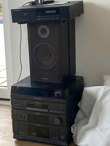 Photo of free Music centrw (B61) #1