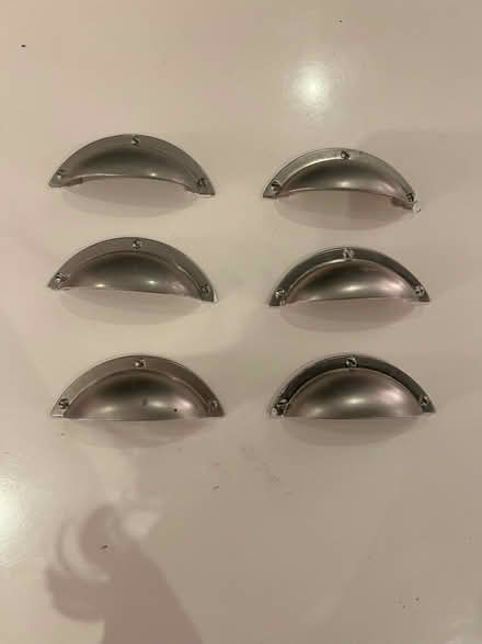 Photo of free 6 Door/drawer pulls (Welwyn Garden City) #2