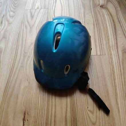 Photo of free Blue child helmet (Richmond TW9) #1