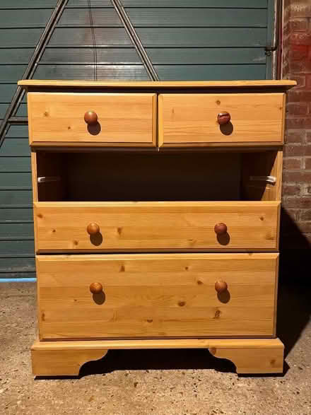 Photo of free Chest of drawers for spares or repair (Barnham Broom NR9) #1