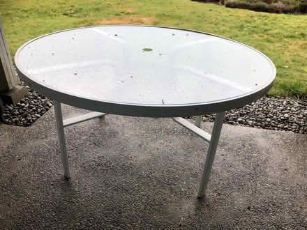 Photo of free 6 Patio Chairs and Table (Sammamish/Issaquah) #3