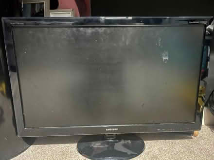 Photo of free tv- doesn’t switch on. No Power. Not sure what is wrong (Weston) #2
