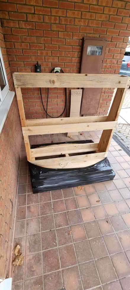 Photo of free Wooden pallet on stand (Boughton Vale CV23) #1