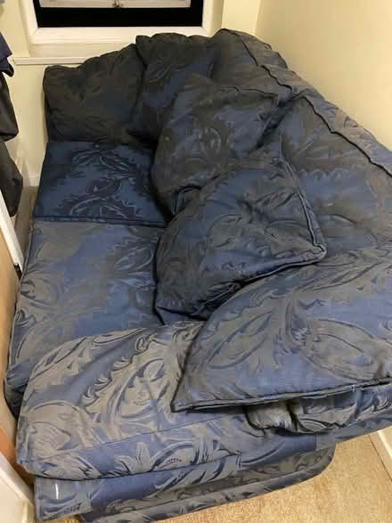 Photo of free Quality Sofa (Top Amersham HP6) #1