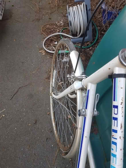 Photo of free Peugeot road bike (Ham TW10) #1