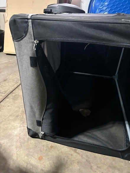 Photo of free Brand new dog crate (Glenview) #2