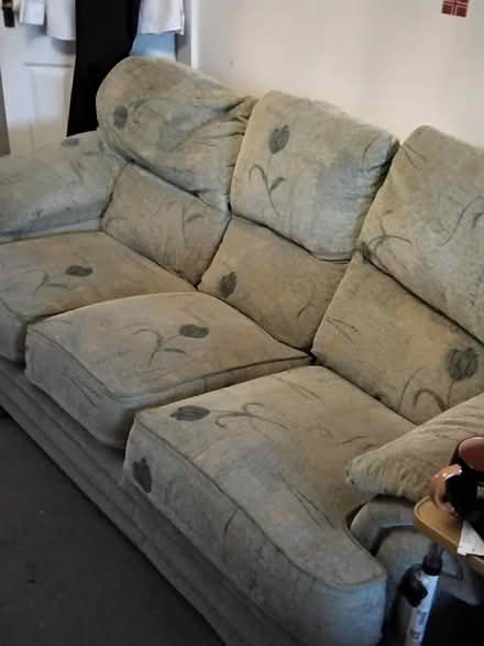 Photo of free 3 seater sofa (Brimington S43) #2