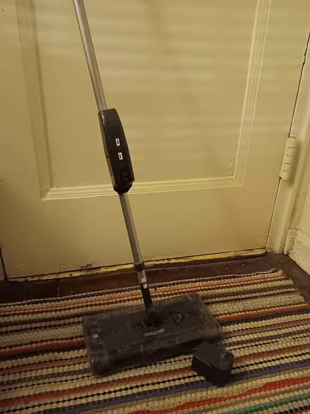 Photo of free Cordless vacuum (Columbia Heights) #1