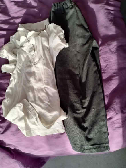 Photo of free School clothes, age 4-5 and 5-6 (Clive Vale TN35) #1