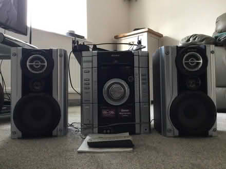 Photo of free Sony mini hi fi (EX4) #1