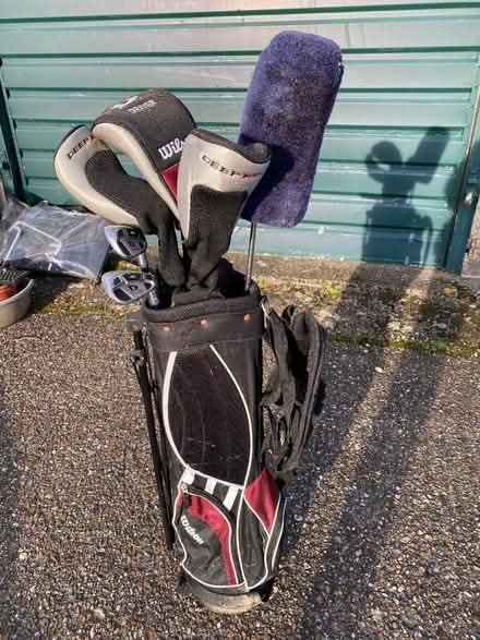 Photo of free Wilson junior golf clubs and carry case. (Haldens AL7) #1