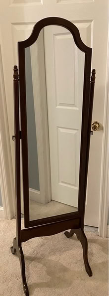 Photo of free Standing Mirror (Robbinsville, NJ) #2