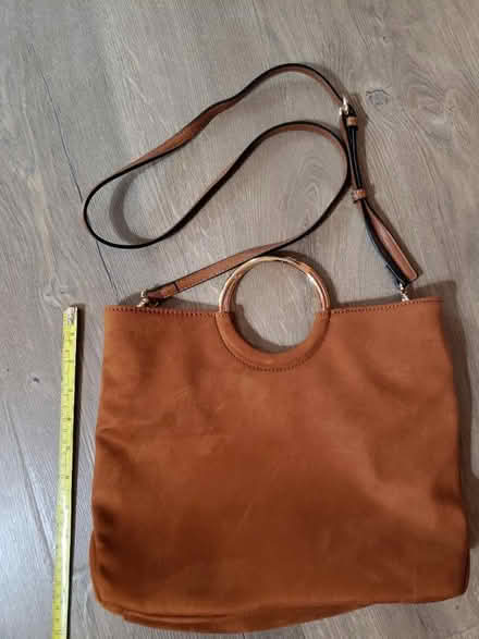Photo of free Purses (Leavells Crossing in Spotsy) #2