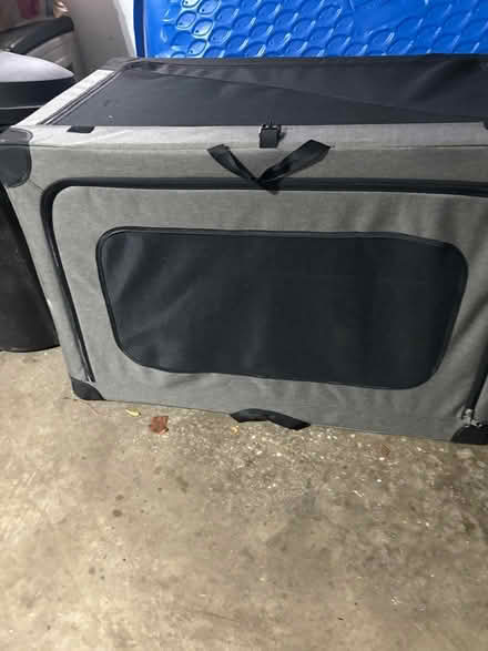 Photo of free Brand new dog crate (Glenview) #3