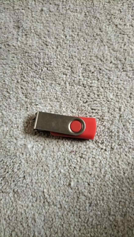 Photo of free 1GB memory stick (Kelham Island S3) #2