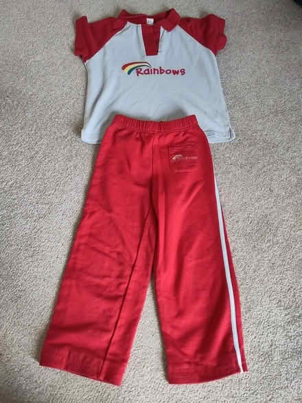 Photo of free Rainbows uniform (Near Waitrose) #1