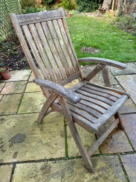 Photo of free Garden table & 4 chairs (Bushey Village WD23) #2