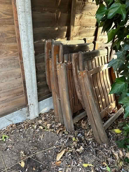 Photo of free Garden table & 4 chairs (Bushey Village WD23) #3