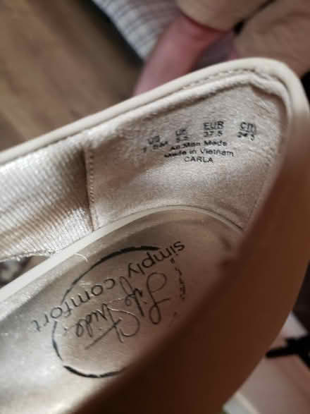 Photo of free New shoes, heel, 7.5 (Leavells Crossing in Spotsy) #2